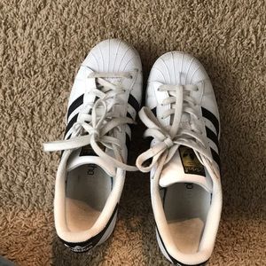 Adidas Superstar Sneakers